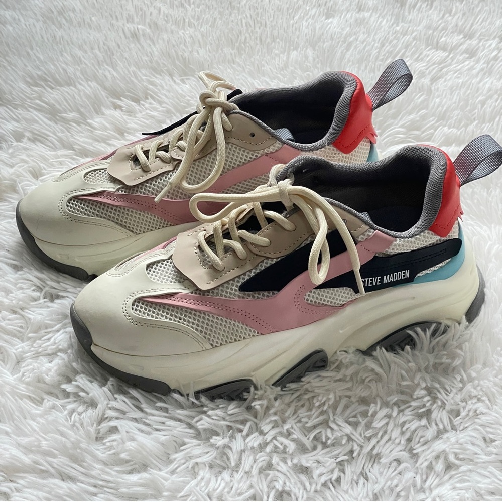 Steve Madden Possession Chunky Platform Lace Up Sneakers - Picture 1 of 8